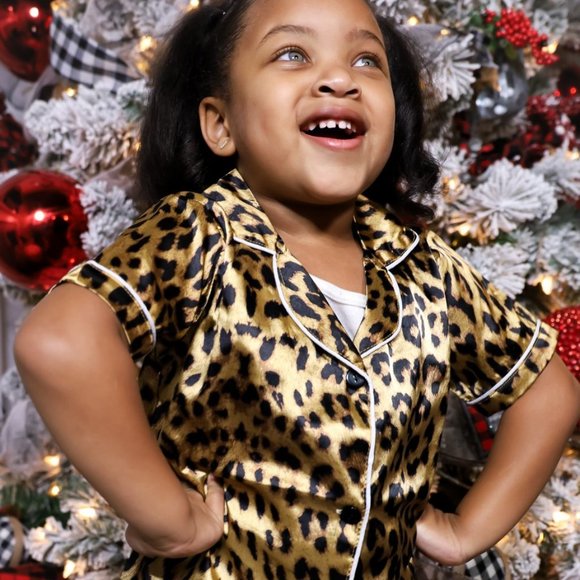 LEOPARD PRINT SATIN PAJAMA SET